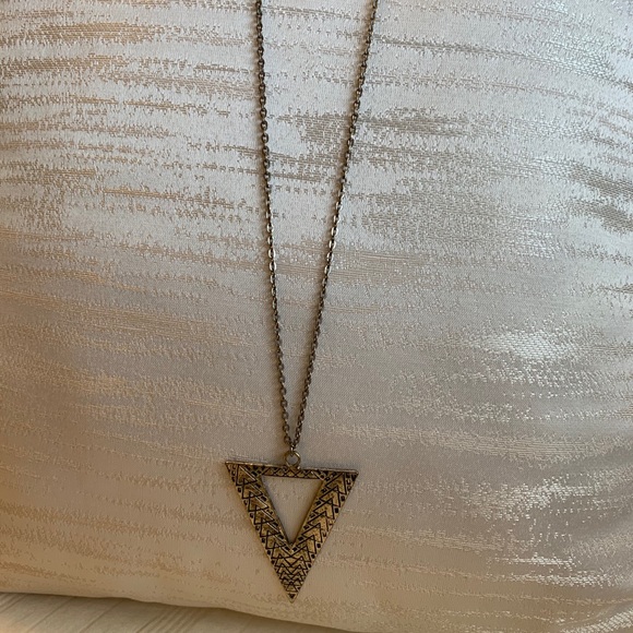 BUNDLE x 2 Long Necklackes - Picture 2 of 2